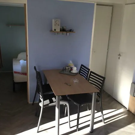 Campingplatz Mobil-home Village Vacances *